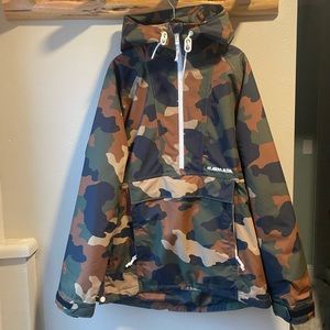 Armada Camo Insulated Jacket - Women’s